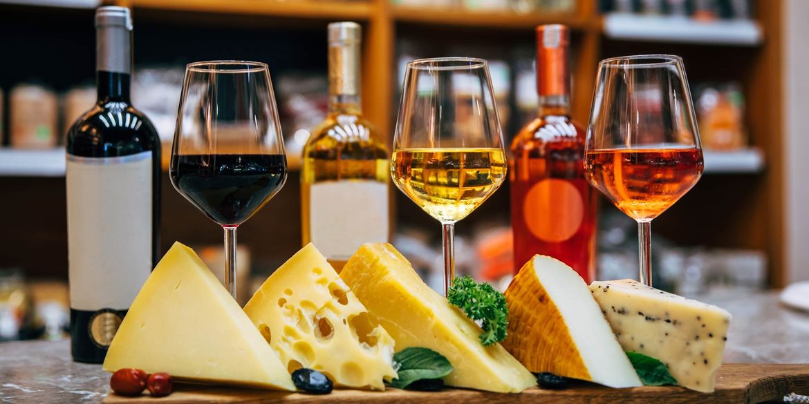 italienische Weine und Käse